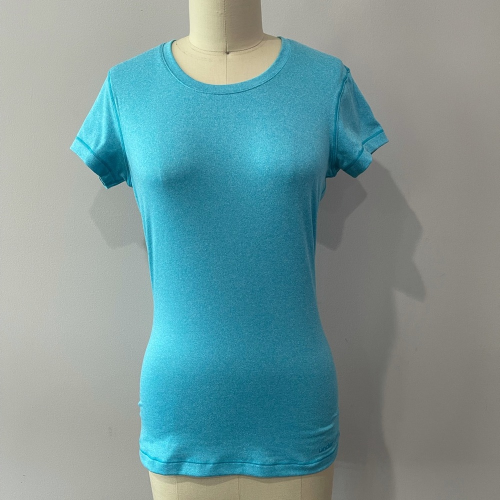 Under Armour Fitted Tee - sz Small